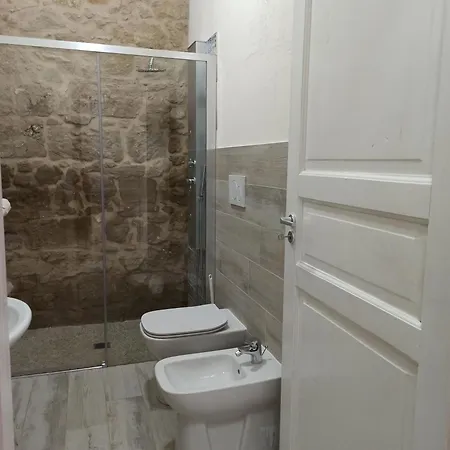 Piazza San Giorgio Gæstehus 3*