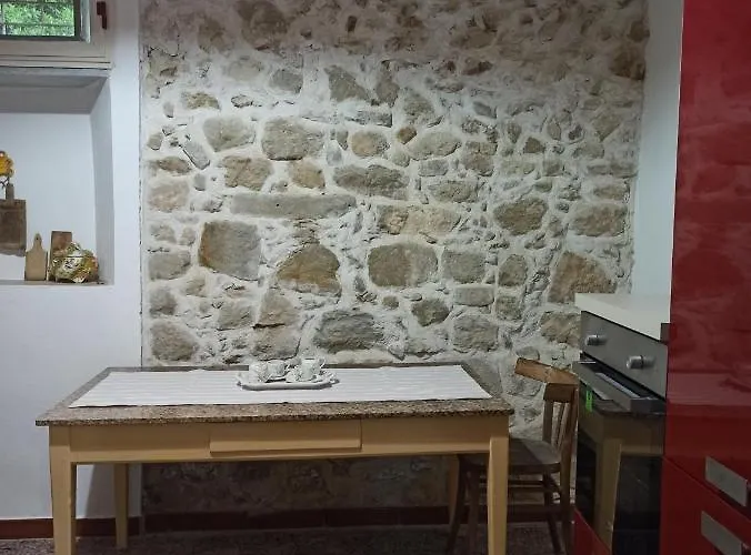 Piazza San Giorgio 招待所 Dolianova