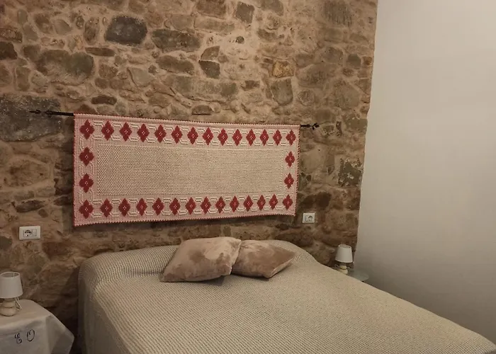 Piazza San Giorgio 招待所 3*