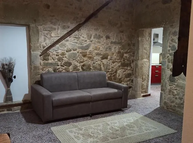 Piazza San Giorgio 3*