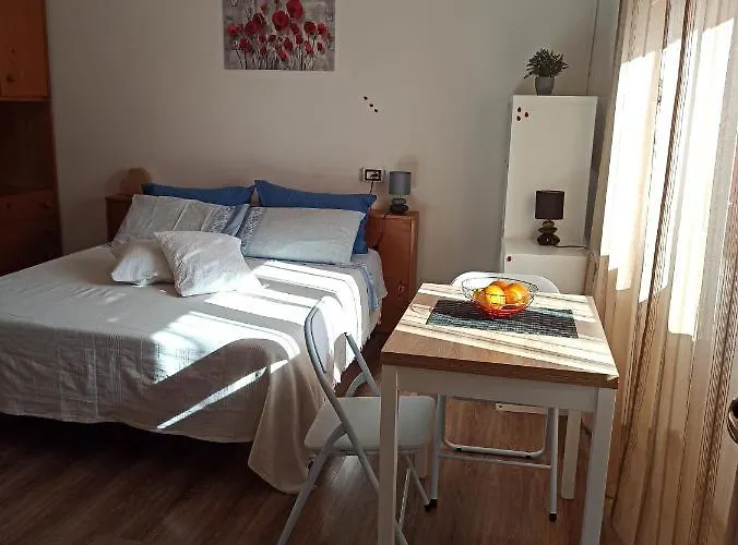 Piazza San Giorgio 招待所 Dolianova