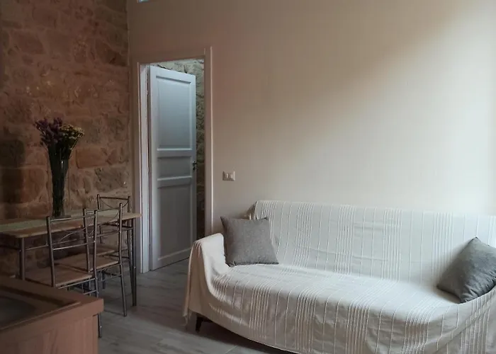 Piazza San Giorgio 招待所 Dolianova