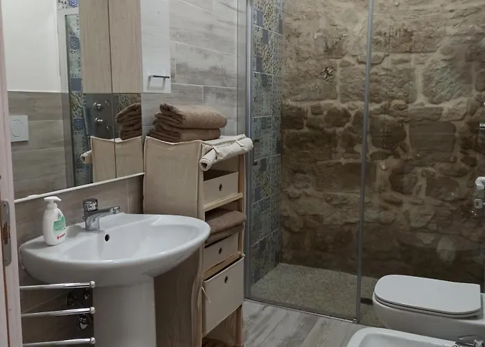 Piazza San Giorgio 招待所 Dolianova